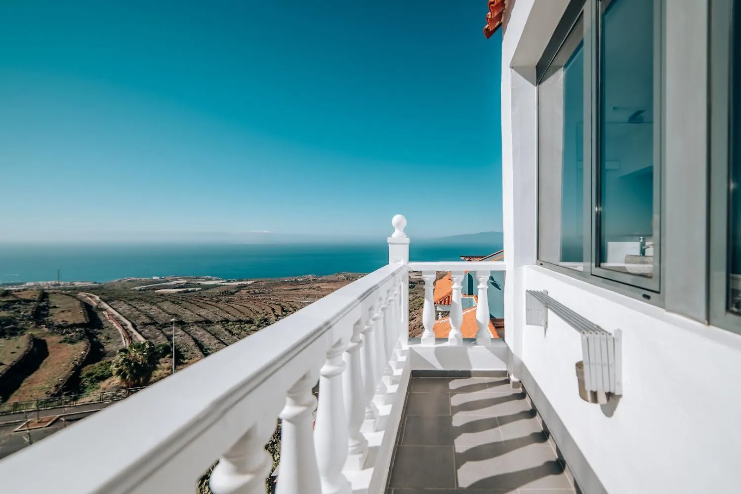 Eterna Primavera Costa Adeje  Spagna